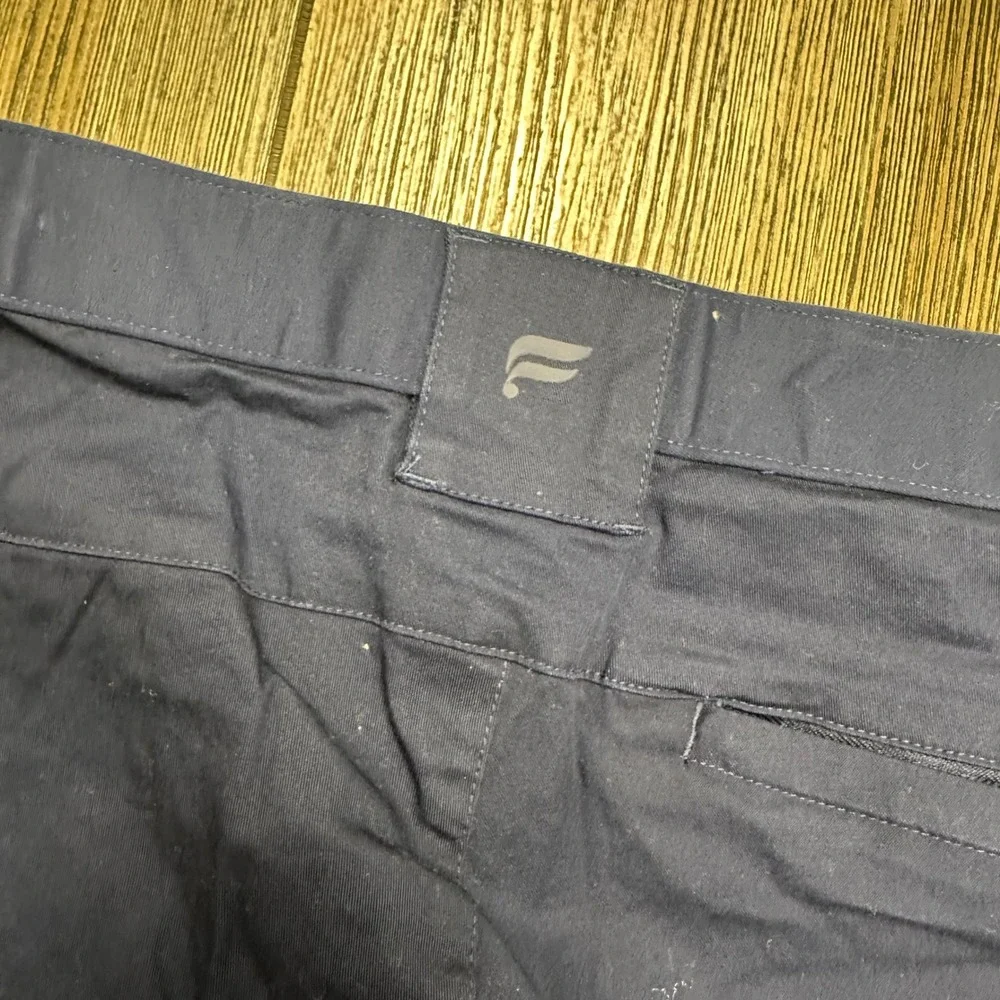 Fabletics High Side Chino Pants Mens 33x27.5 (tag 33x30) Navy Blue Slim Straight